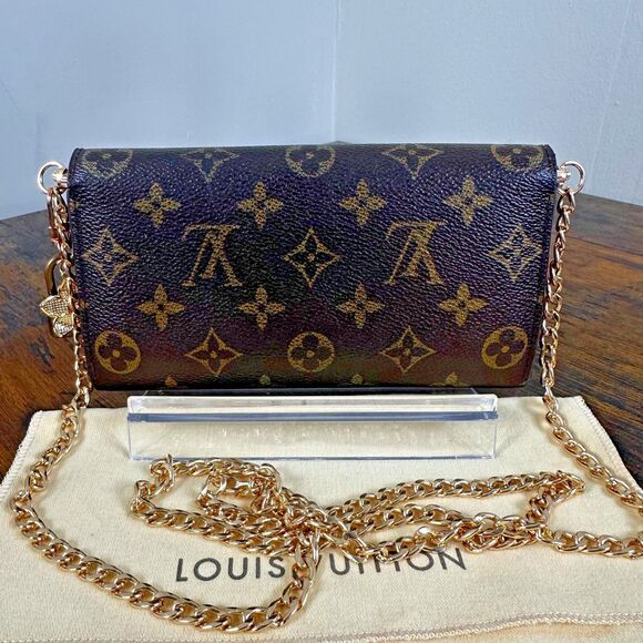 Louis Vuitton Vintage Monogram Long Wallet - Picture 2 of 12